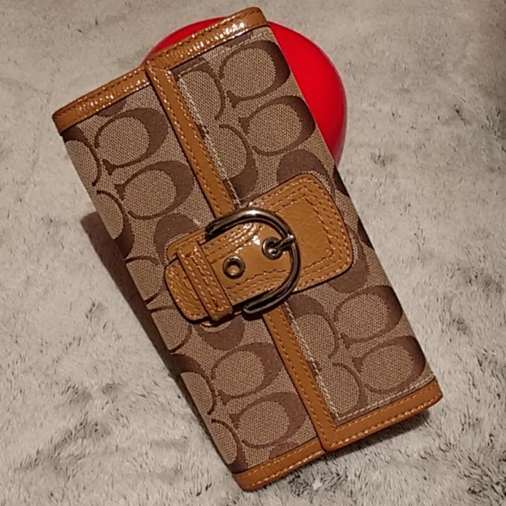 Authentic Trifold Coach Monogram/Leather - image 1